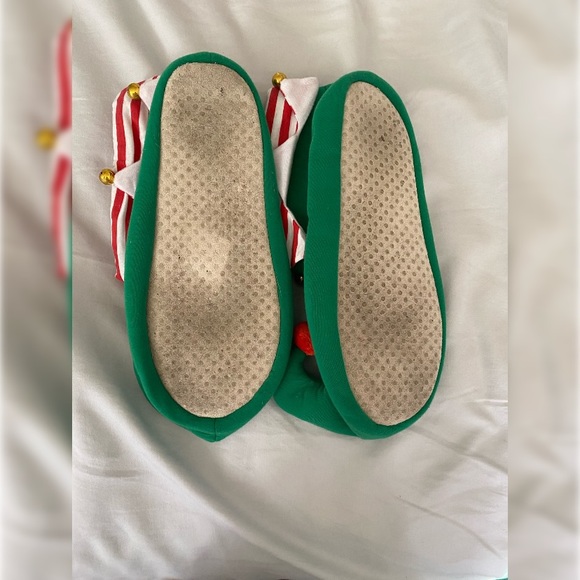 Slippers - Picture 2 of 2